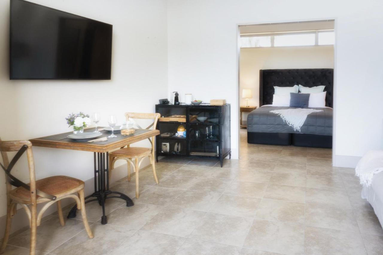 The Waters Villa Motueka Bagian luar foto