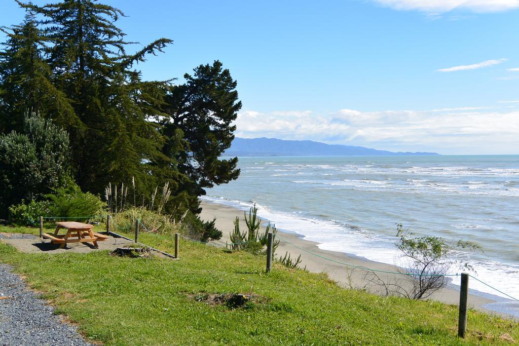 The Waters Villa Motueka Bagian luar foto